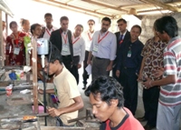 Click to View all Selected Photos !